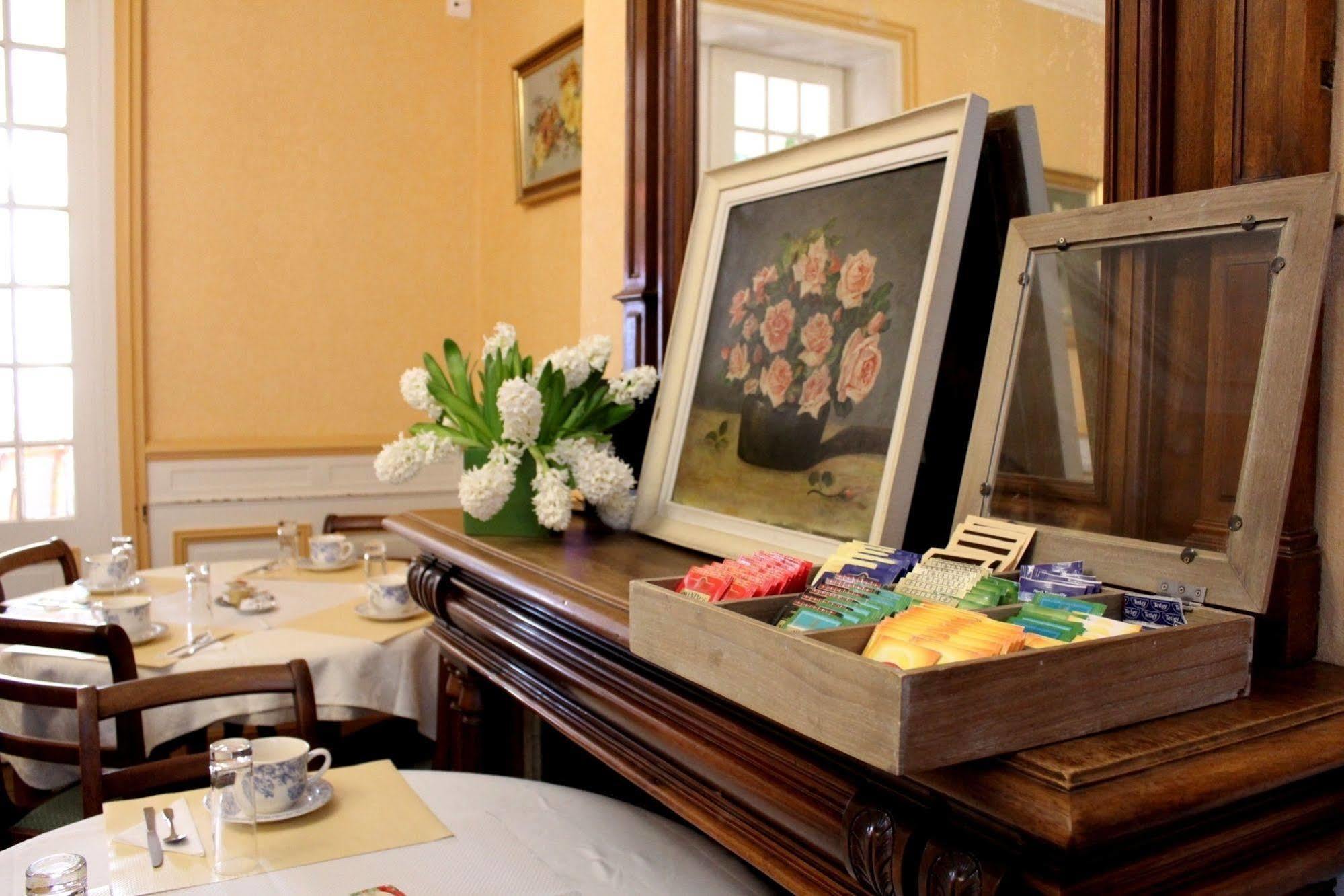 Hotel Rabelais Tours Kültér fotó