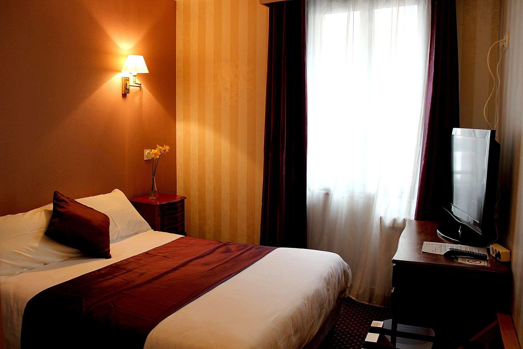 Hotel Rabelais Tours Kültér fotó
